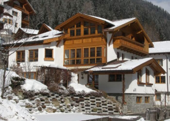 haus-alpenblick-feichten-kaunertal-winter
