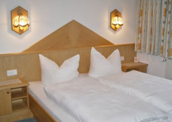 schlafzimmer ferienwohnung feichten